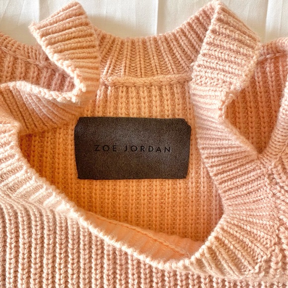 Zoe Jordan Short Sleeve Sweater - Picture 3 of 6